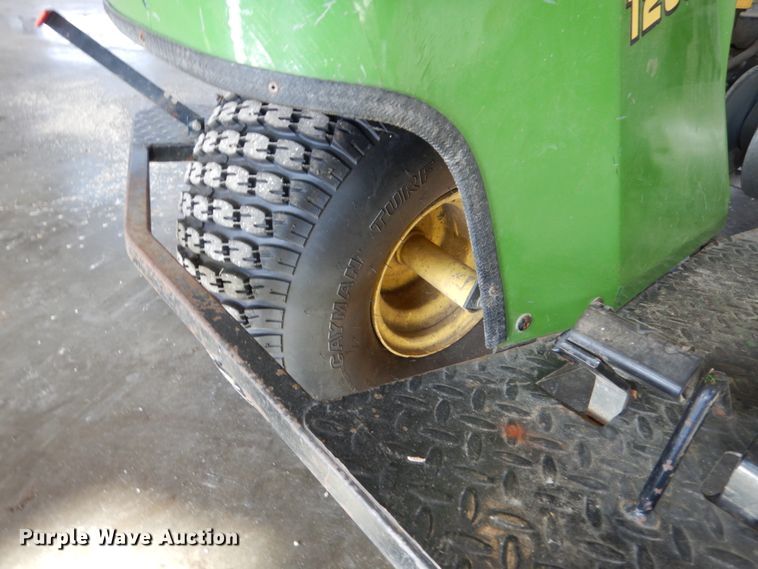 image for item EC9015 John Deere 1200A bunker rake