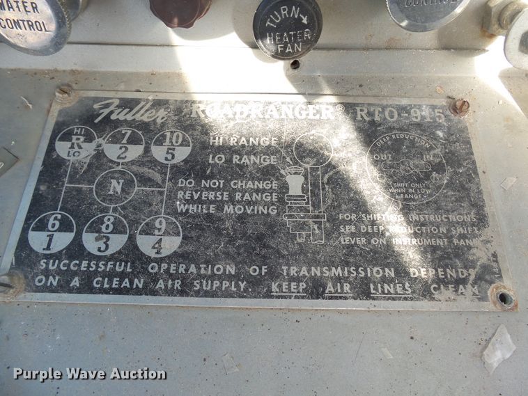 image for item EF9567 1968 Mack FL711LST tank truck