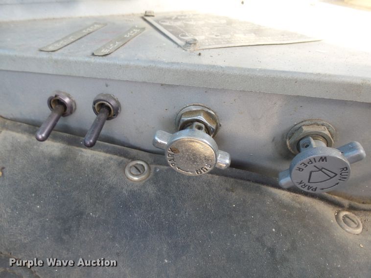 image for item EF9567 1968 Mack FL711LST tank truck