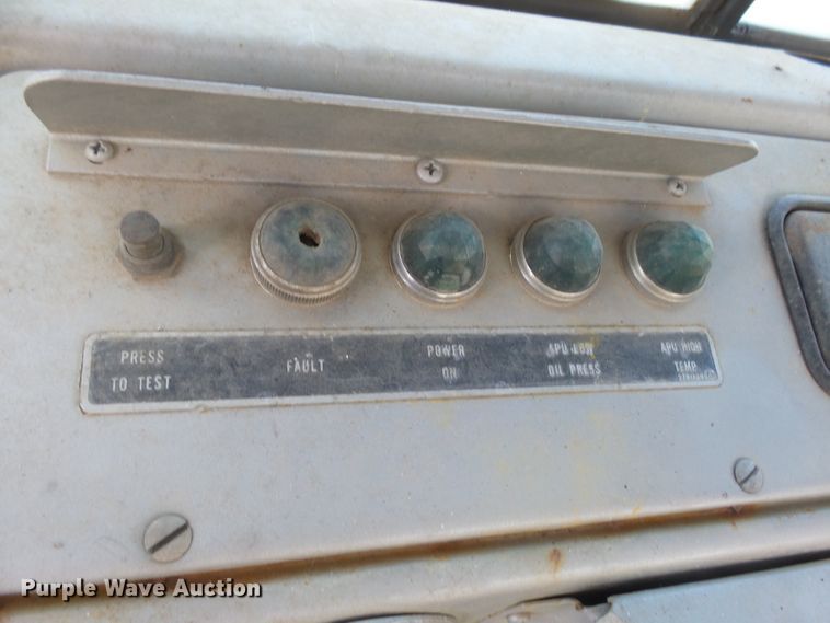 image for item EF9567 1968 Mack FL711LST tank truck