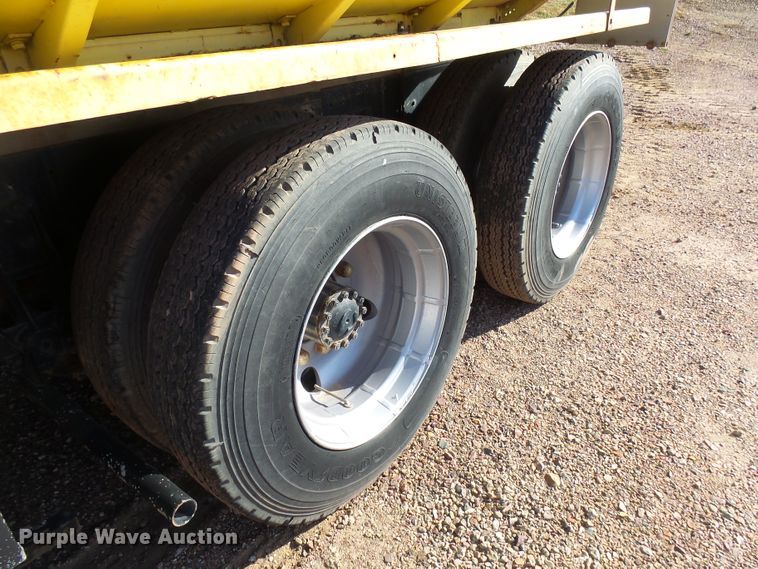 image for item EF9567 1968 Mack FL711LST tank truck