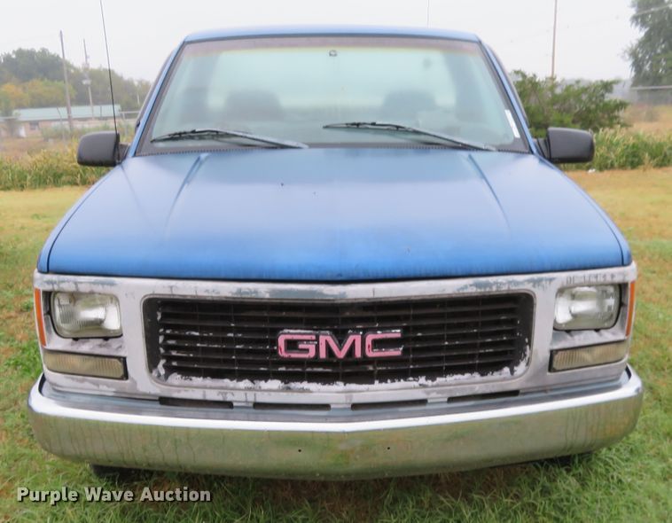 image for item EQ9335 1997 GMC Sierra 1500 pickup truck
