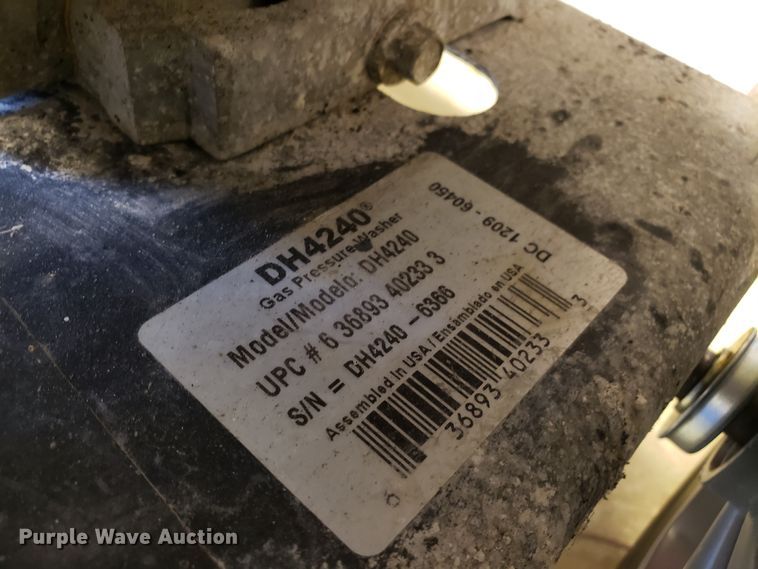 image for item ET9905 DeWalt DH4240 pressure washer