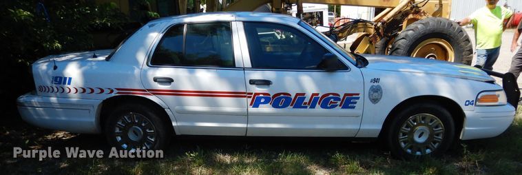 image for item FI9957 2005 Ford Crown Victoria Police Interceptor