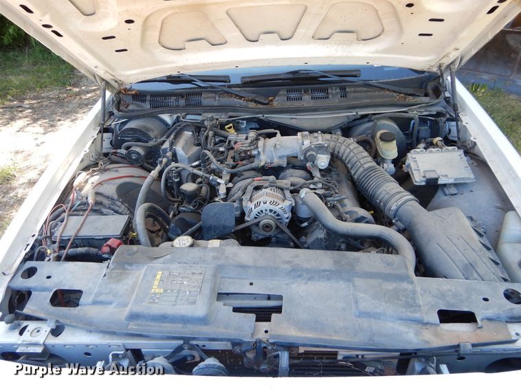 image for item FI9957 2005 Ford Crown Victoria Police Interceptor