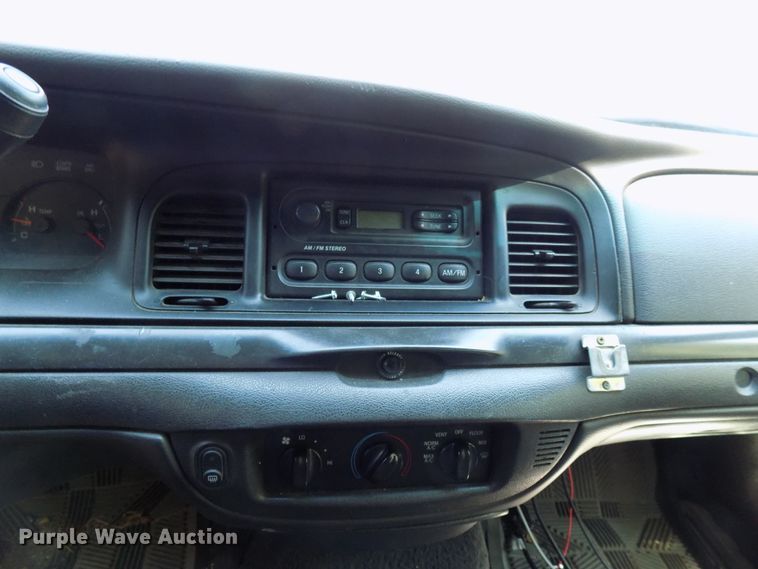 image for item FI9957 2005 Ford Crown Victoria Police Interceptor