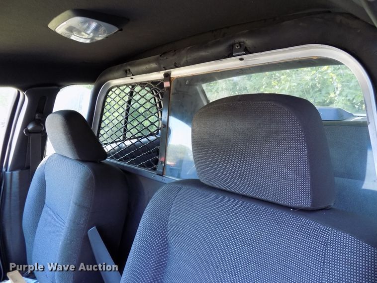 image for item FI9957 2005 Ford Crown Victoria Police Interceptor