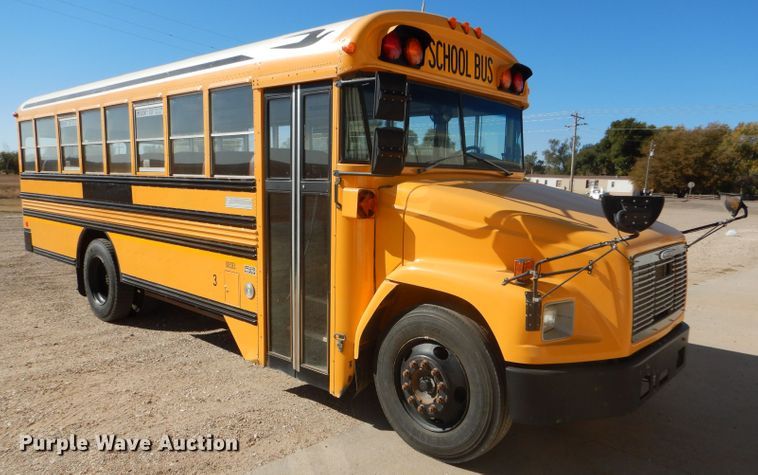 image for item FJ9819 2000 Freightliner FS65 school bus