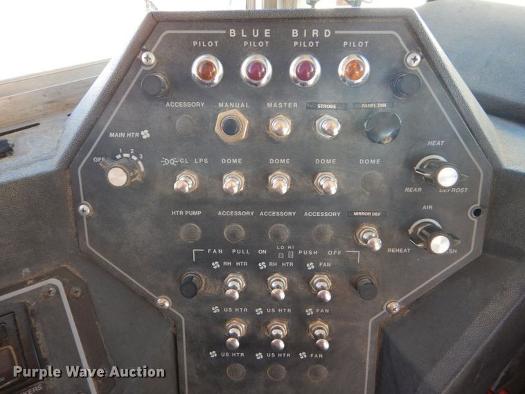 image for item FJ9819 2000 Freightliner FS65 school bus