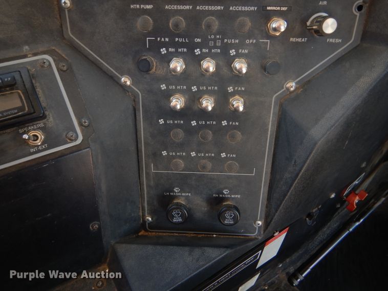 image for item FJ9819 2000 Freightliner FS65 school bus