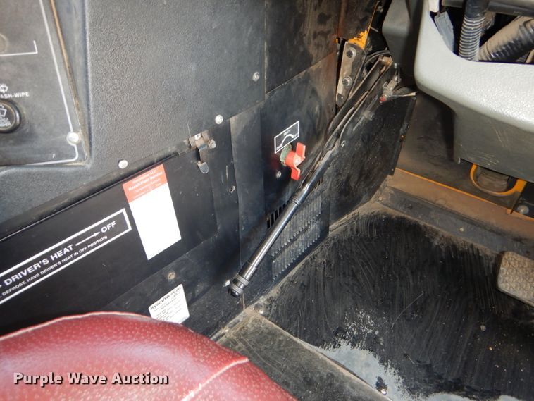 image for item FJ9819 2000 Freightliner FS65 school bus