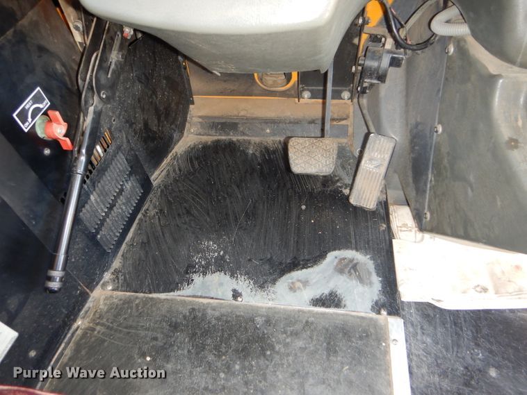 image for item FJ9819 2000 Freightliner FS65 school bus