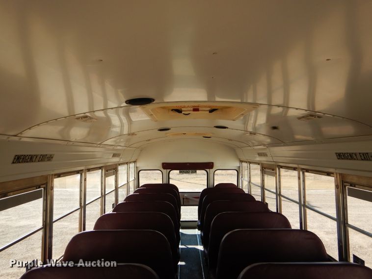 image for item FJ9819 2000 Freightliner FS65 school bus