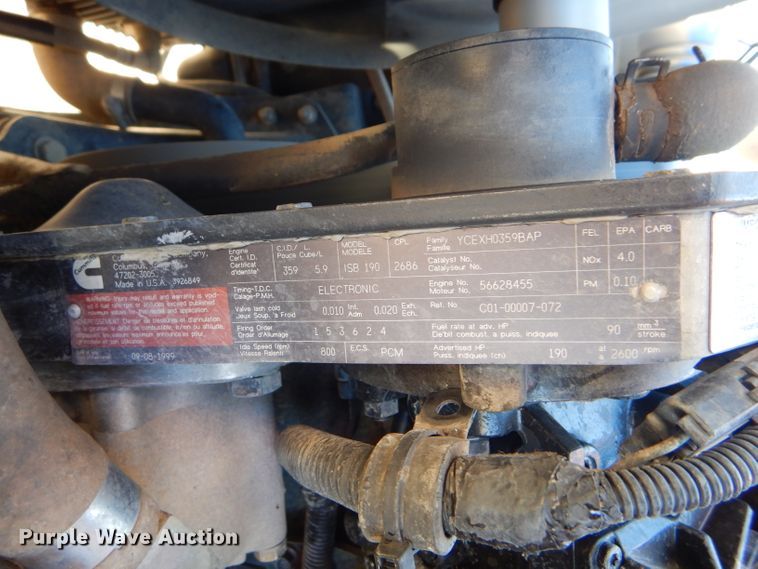 image for item FJ9819 2000 Freightliner FS65 school bus