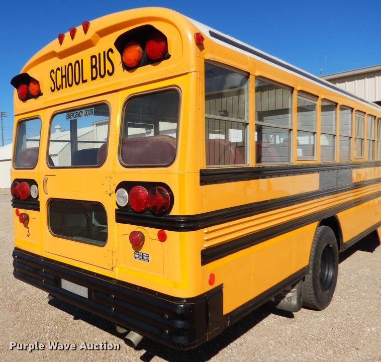 image for item FJ9819 2000 Freightliner FS65 school bus