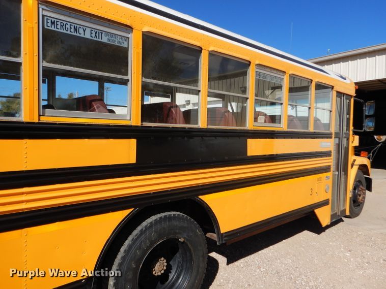 image for item FJ9819 2000 Freightliner FS65 school bus