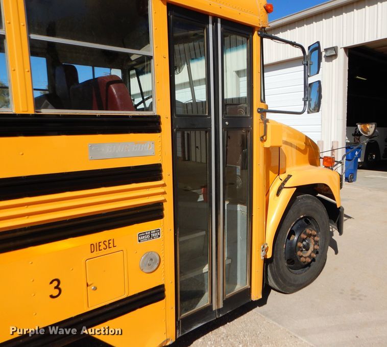 image for item FJ9819 2000 Freightliner FS65 school bus