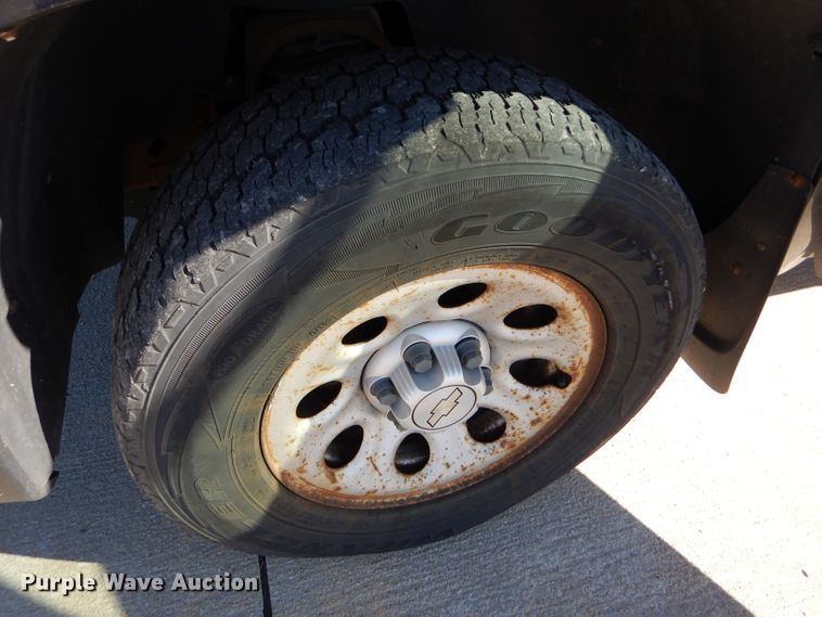 image for item FJ9823 2007 Chevrolet Silverado 1500 Ext. Cab pickup truck