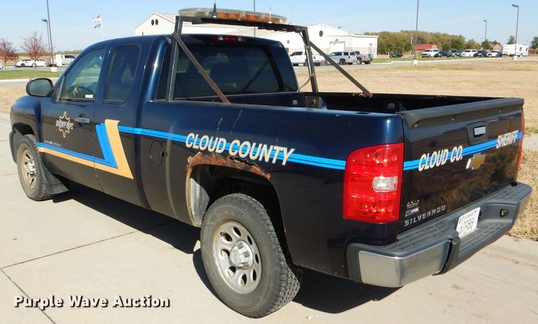 image for item FJ9824 2007 Chevrolet Silverado 1500 Ext. Cab pickup truck