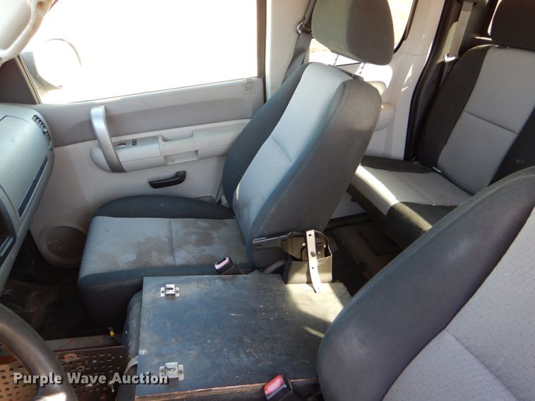 image for item FJ9824 2007 Chevrolet Silverado 1500 Ext. Cab pickup truck