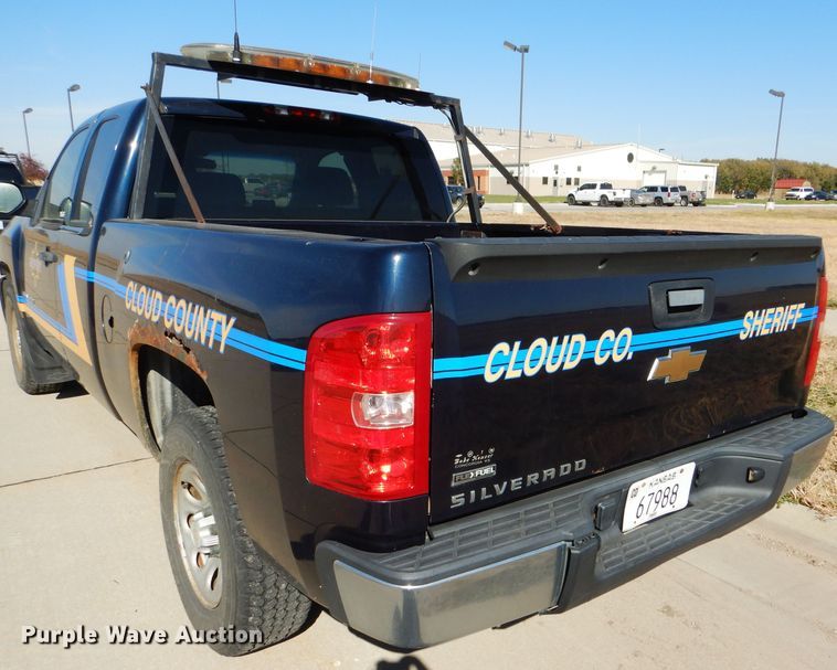 image for item FJ9824 2007 Chevrolet Silverado 1500 Ext. Cab pickup truck