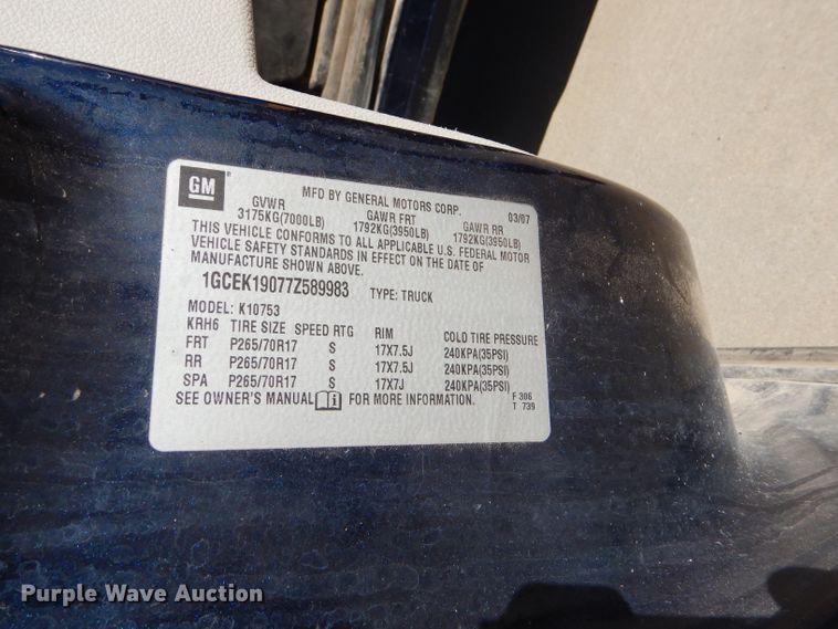 image for item FJ9824 2007 Chevrolet Silverado 1500 Ext. Cab pickup truck