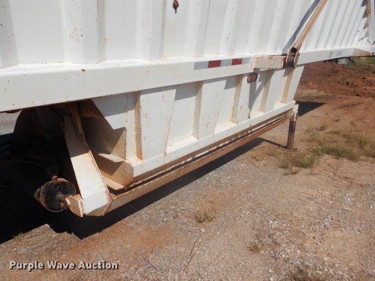 image for item FK9862 2009 CTS BDT-40 bottom dump trailer