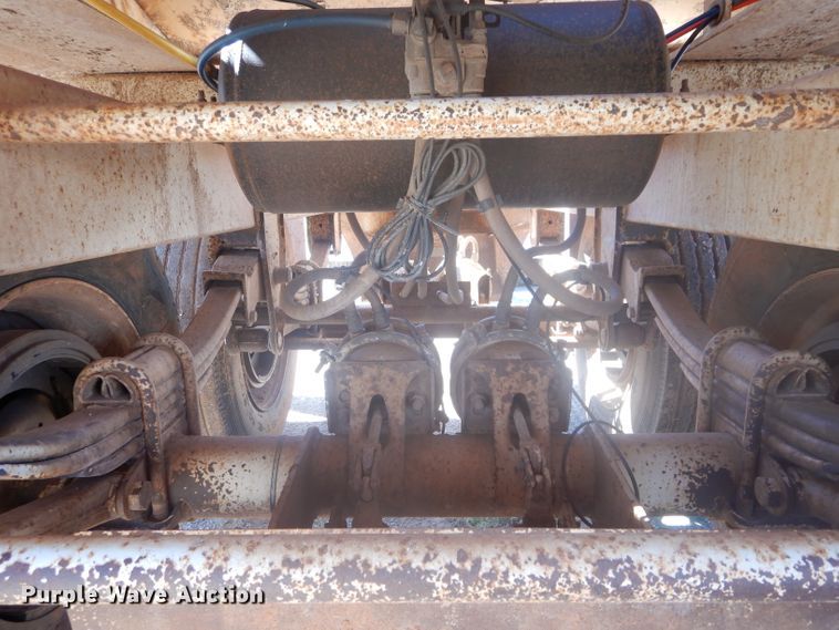 image for item FK9862 2009 CTS BDT-40 bottom dump trailer