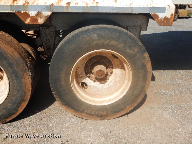 image for item FK9862 2009 CTS BDT-40 bottom dump trailer