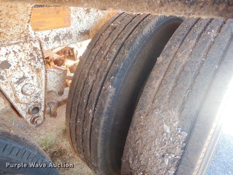 image for item FK9862 2009 CTS BDT-40 bottom dump trailer