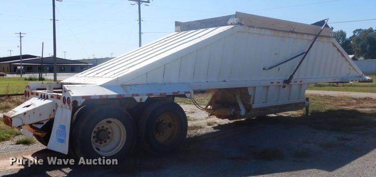 image for item FK9863 2007 CTS BDT-40 bottom dump trailer