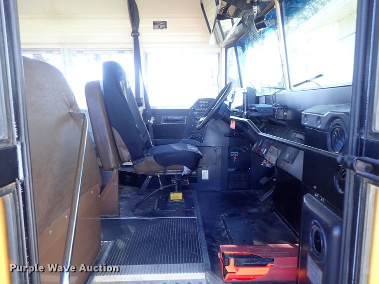 image for item FR9484 1998 Chevrolet Blue Bird school bus