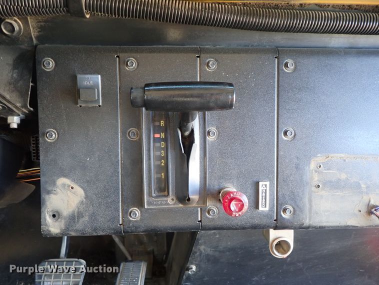 image for item FR9484 1998 Chevrolet Blue Bird school bus