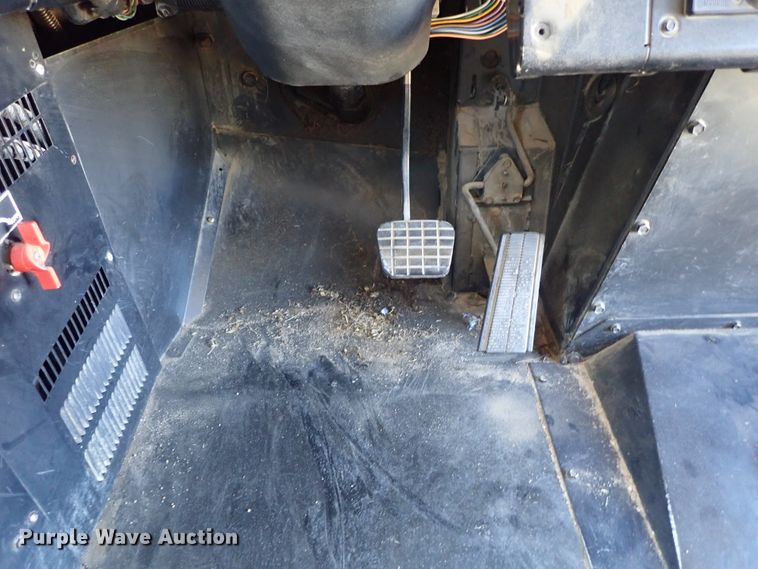 image for item FR9484 1998 Chevrolet Blue Bird school bus