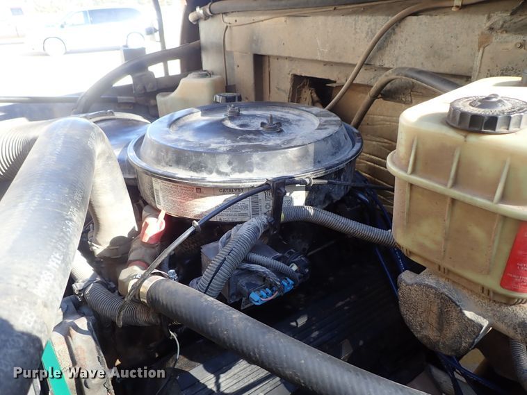 image for item FR9484 1998 Chevrolet Blue Bird school bus