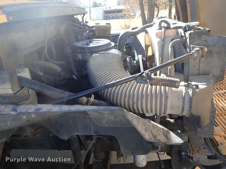 image for item FR9484 1998 Chevrolet Blue Bird school bus