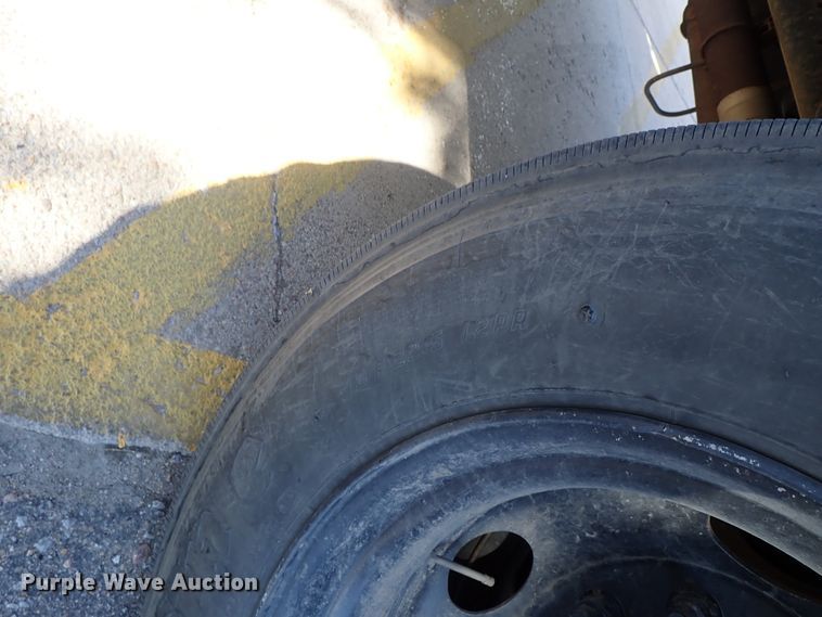 image for item FR9484 1998 Chevrolet Blue Bird school bus