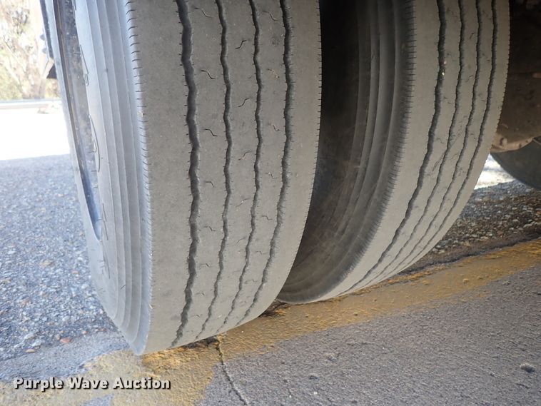 image for item FR9484 1998 Chevrolet Blue Bird school bus