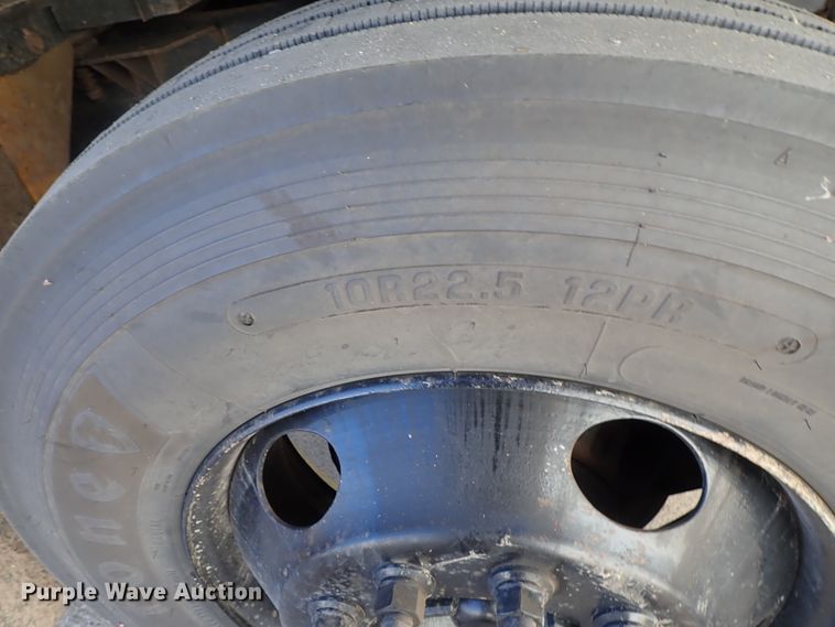 image for item FR9484 1998 Chevrolet Blue Bird school bus