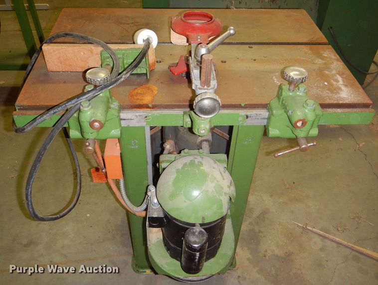 image for item FT9734 Walker Turner 6110 spindle shaper