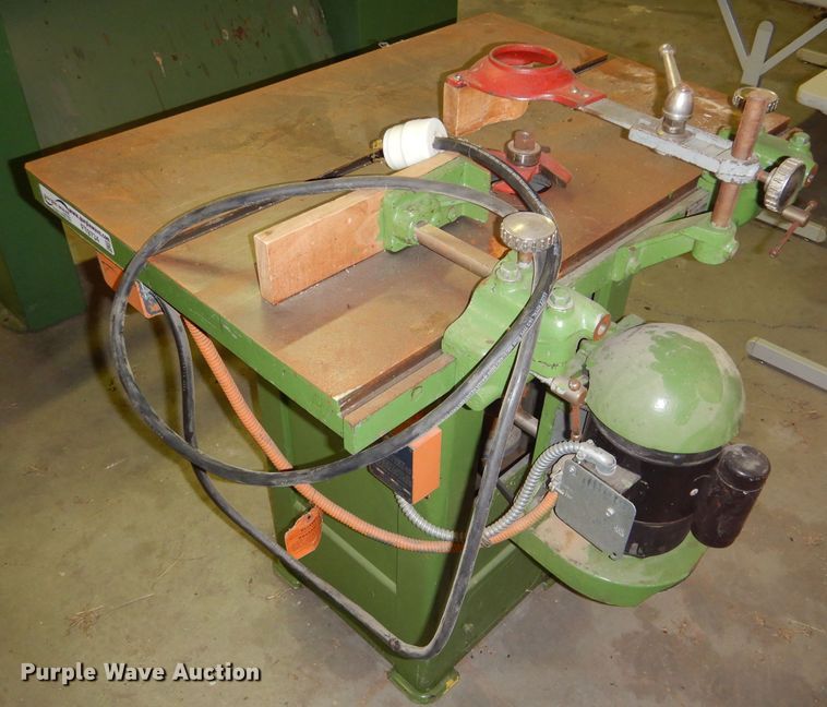 image for item FT9734 Walker Turner 6110 spindle shaper