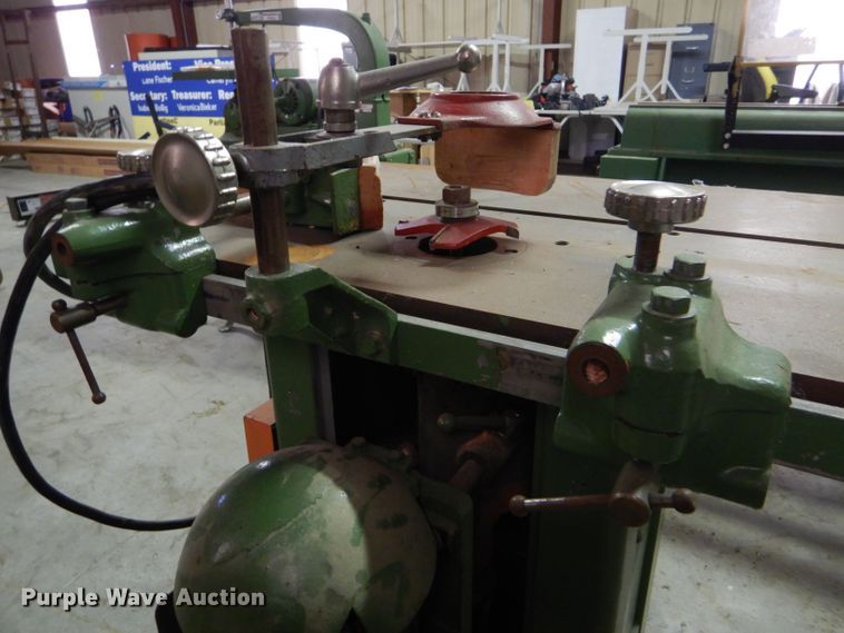 image for item FT9734 Walker Turner 6110 spindle shaper