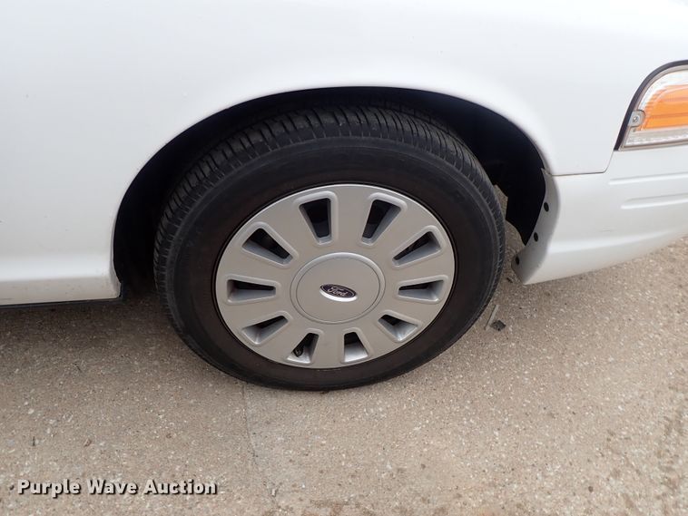 image for item GB9485 2011 Ford Crown Victoria Police Interceptor