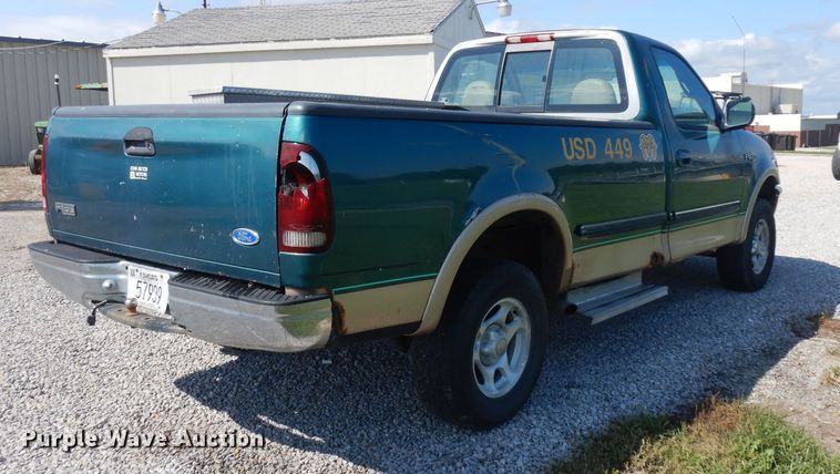 image for item GI9284 1997 Ford F150 pickup truck