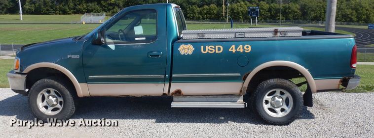 image for item GI9284 1997 Ford F150 pickup truck