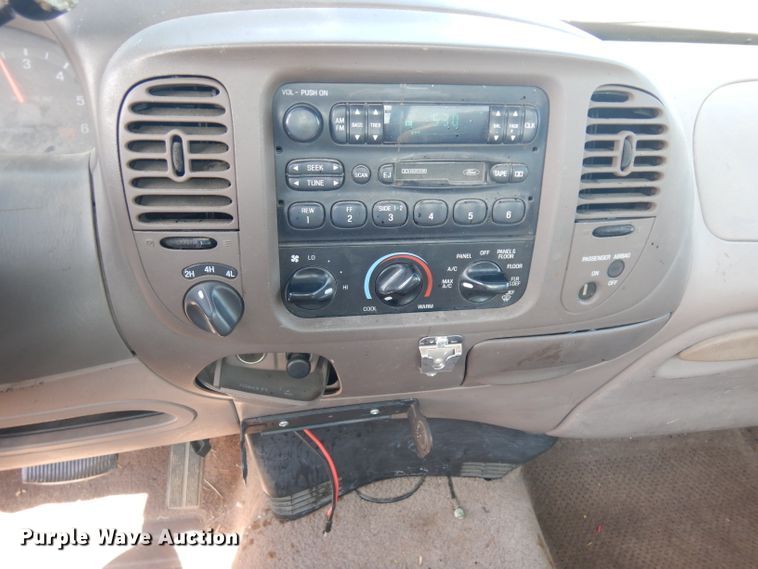 image for item GI9284 1997 Ford F150 pickup truck