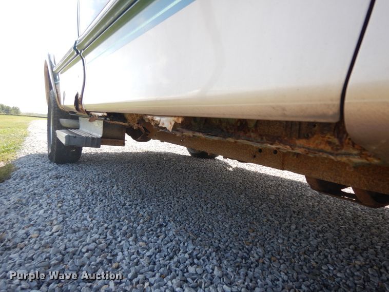 image for item GI9284 1997 Ford F150 pickup truck