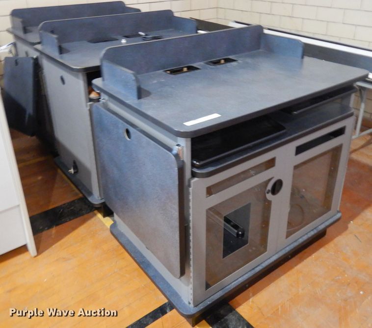 (3) instructor tables in Salina, KS | Item GI9384 sold | Purple Wave