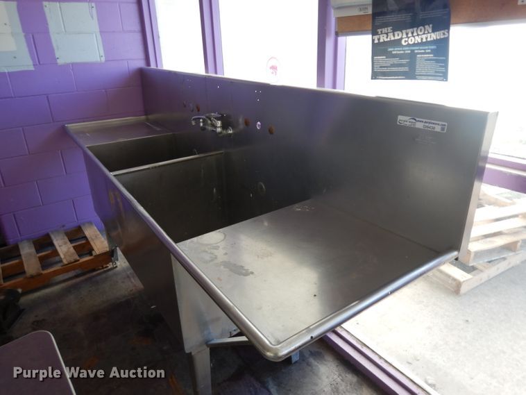 Elkay Mfg stainless steel wash station in Salina, KS Item GI9438 sold