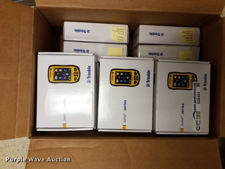 image for item GI9454 (16) Trimble Juno series GPS devices